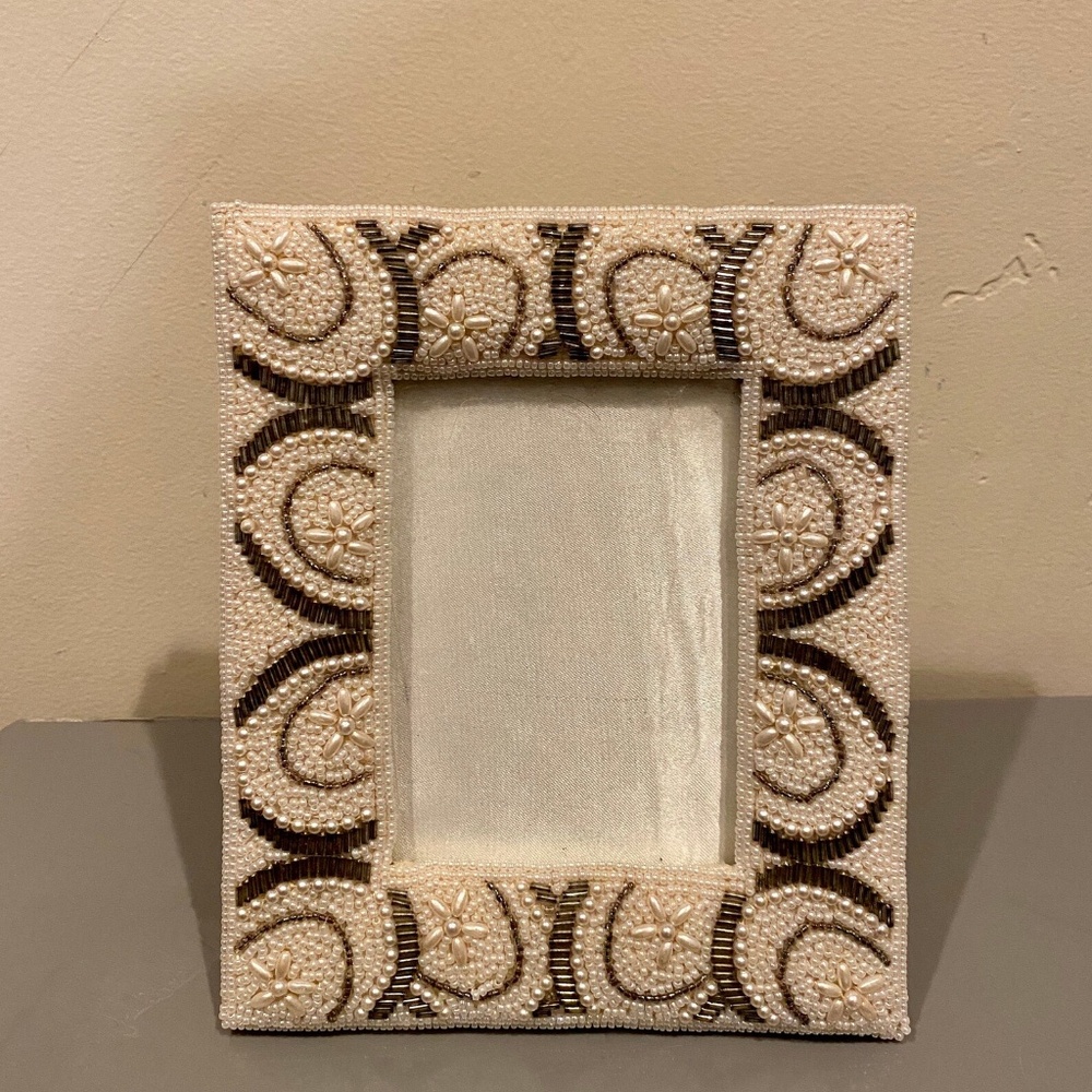Gorgeous Bridal Pearl and Beaded Frame 5 x 5